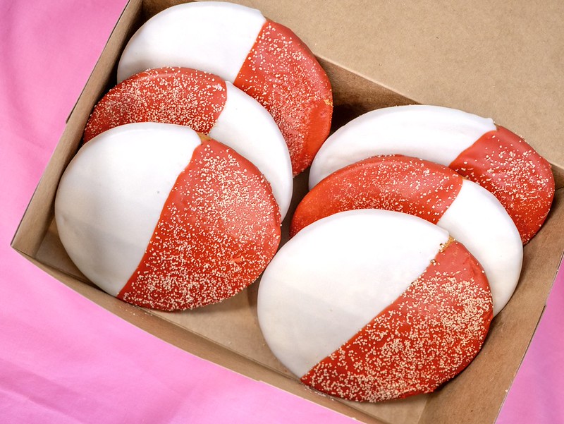 6 Apple + Honey B&W Cookies Box